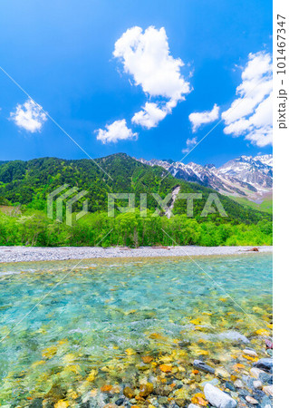 【絶景】初夏の上高地【長野県】 101467347