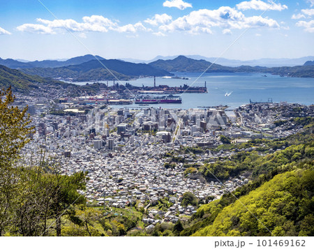 灰ヶ峰から見る呉市街 灰ヶ峰から見る呉市街 101469162