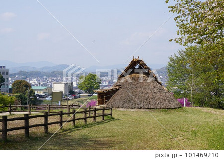 岡山県津山市にある弥生時代の遺跡：沼弥生住居址（2023年4月 屋根修理完了） 101469210