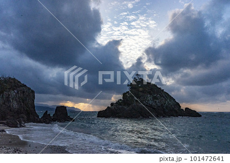 奄美の海と空 101472641