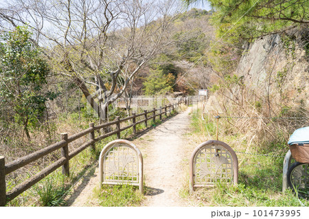 北山公園の入口（兵庫県西宮市） 101473995
