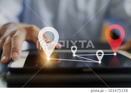 地図とカーナビのアイコンのアプリをクリック Map and  car navigation app 101475158
