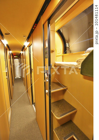 サンライズエクスプレスの旅、ソロ上段 101481114