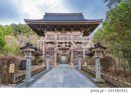（静岡県）秋葉山本宮秋葉神社上社　西ノ閽の神門 101481931