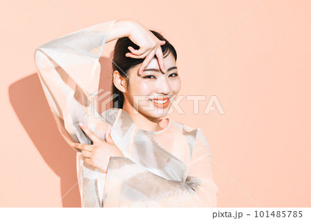 女性のファッションポートレート 女性のファッションポートレート 101485785