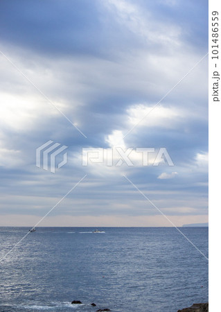 海に浮かぶ雲 海に浮かぶ雲 101486559