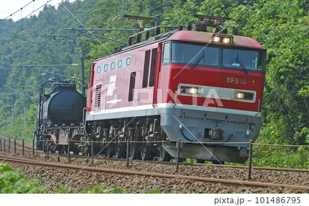 北陸本線 津幡ー倶利伽羅 JR貨物 EF510-1(富山) 北陸本線 津幡ー倶利伽羅 JR貨物 EF510-1(富山) 101486795