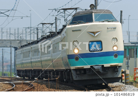 北陸本線　高岡ー西高岡　JR東日本　485系　T17編成（新潟）　北越 101486819