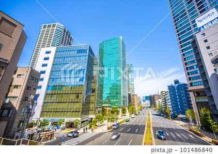 日本の東京都市景観 白金高輪駅やアエルシティ・NBFプラチナタワーなどを望む 日本の東京都市景観 白金高輪駅やアエルシティ・NBFプラチナタワーなどを望む 101486840