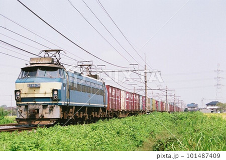 東北本線をゆくEF66形牽引の貨物列車(EF66形28号機) 東北本線をゆくEF66形牽引の貨物列車(EF66形28号機) 101487409