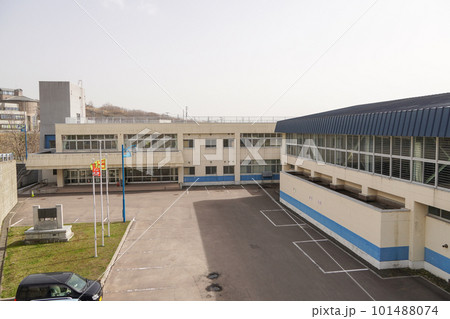 泊村立泊小学校（統合前の旧校舎） 101488074