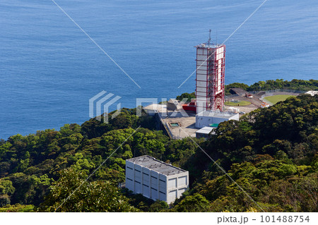 内之浦宇宙空間観測所　衛星ヶ丘展望台から見るM（ミュー）センター 101488754