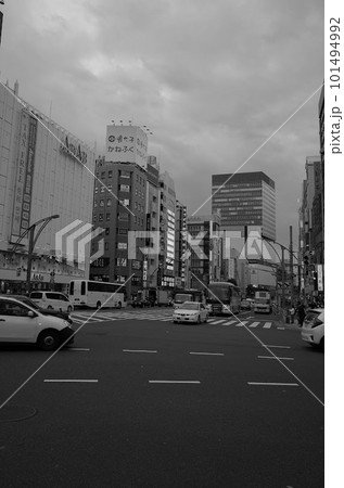 モノクロな街並み モノクロな街並み 101494992