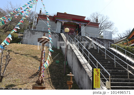 美しい佇まいのチベット寺院 美しい佇まいのチベット寺院 101496571