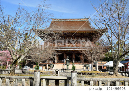 金峯山寺蔵王堂(国宝) 【奈良県吉野町】 金峯山寺蔵王堂(国宝) 【奈良県吉野町】 101496693