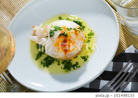 Fried cuttlefish with green sauce Fried cuttlefish with green sauce 101498135