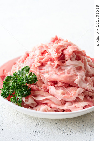 山盛りの国産豚小間切れ肉 1キログラム 山盛りの国産豚小間切れ肉 1キログラム 101501519