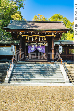 京都府大山崎町の離宮八幡宮 中門(国登録有形文化財) 京都府大山崎町の離宮八幡宮 中門(国登録有形文化財) 101503751