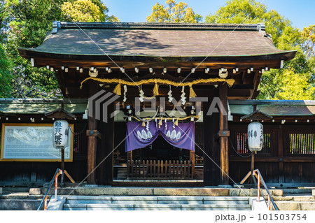 京都府大山崎町の離宮八幡宮 中門(国登録有形文化財) 京都府大山崎町の離宮八幡宮 中門(国登録有形文化財) 101503754