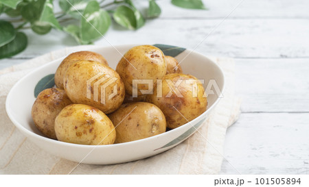 ジャガイモの煮物・新じゃがの煮っころがし(甘辛煮) イメージ ジャガイモの煮物・新じゃがの煮っころがし(甘辛煮) イメージ 101505894