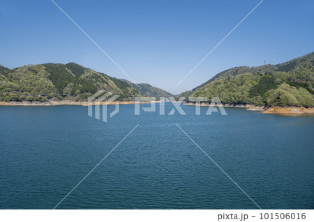 美しい春の宮ヶ瀬湖 美しい春の宮ヶ瀬湖 101506016