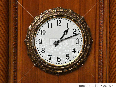 参議院議場の時計 101506157