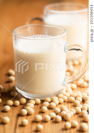 豆乳と大豆 豆乳と大豆 101506454
