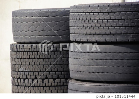 タイヤイメージ 交換したトラックのタイヤ タイヤイメージ 交換したトラックのタイヤ 101511444