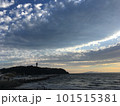 湘南の海に広がる空 101515381