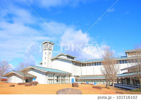 瀬戸市、愛知県陶磁美術館の風景 101516102