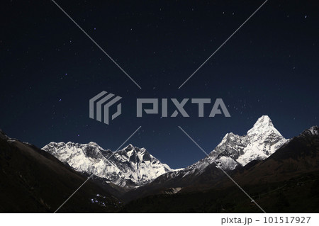 Everest night view  101517927
