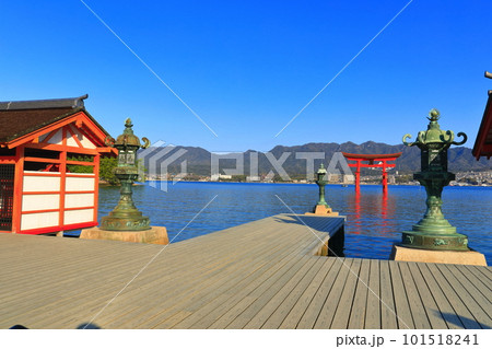 【広島県】改修後の厳島神社大鳥居(宮島) 【広島県】改修後の厳島神社大鳥居(宮島) 101518241