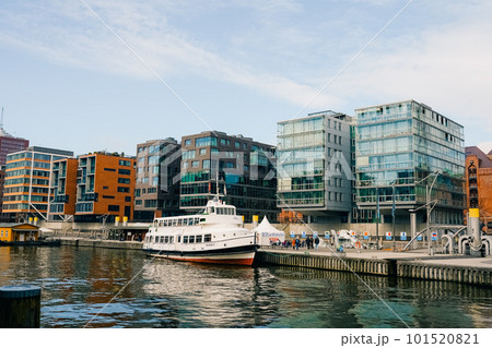 Cityscape of Sandtorhafen canal in Hamburg, Germany Cityscape of Sandtorhafen canal in Hamburg, Germany 101520821