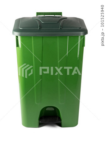 Green recycle bin isolated on white background Green recycle bin isolated on white background 101525940