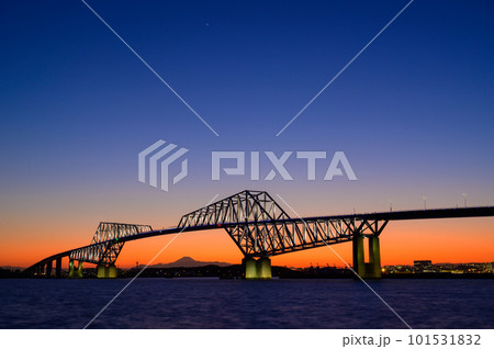 若洲公園から見たゲートブリッジ 若洲公園から見たゲートブリッジ 101531832