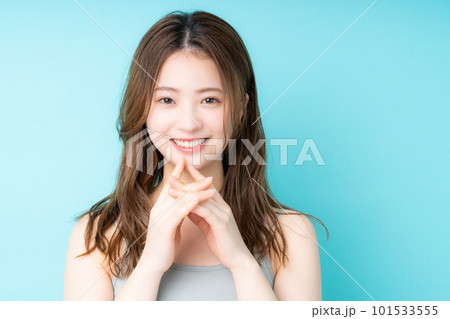 若い女性のビューティ 101533555