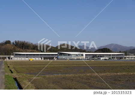 建設中の北陸新幹線　越前たけふ駅　福井県越前市　2023年3月 101535323