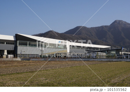 建設中の北陸新幹線　越前たけふ駅と道の駅　2023年3月 101535562