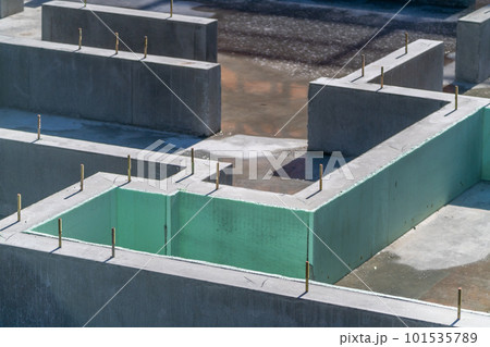 建築現場　基礎工事　布基礎　木造　断熱工事　水廻り 101535789