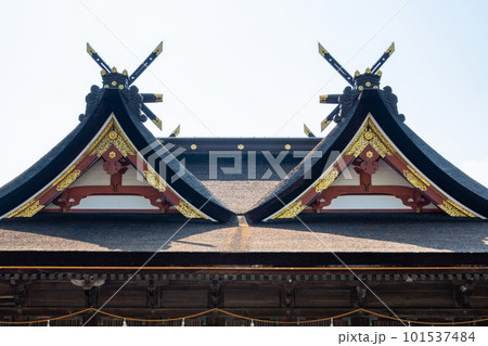 吉備津神社：比翼入母屋造（吉備津造） 101537484