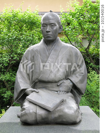 世田谷区の松陰神社にある吉田松陰先生像の写真素材 [101540016] - PIXTA