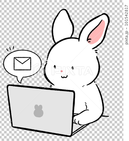 パソコンのメールをチェックするうさぎ　 101542817