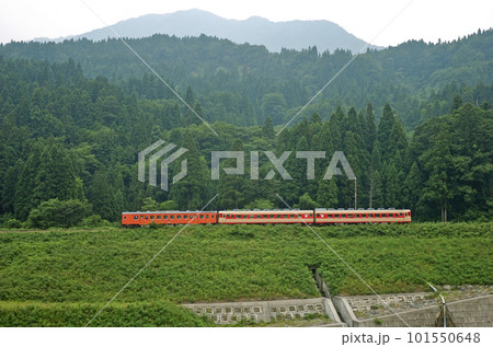 大糸線 南小谷ー中土 JR西日本 キハ52-156+キハ28-2119+キハ58-596 大糸線 南小谷ー中土 JR西日本 キハ52-156+キハ28-2119+キハ58-596 101550648