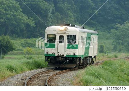 大糸線　根知ー頸城大野　JR西日本　キハ52-125（糸魚川） 101550650