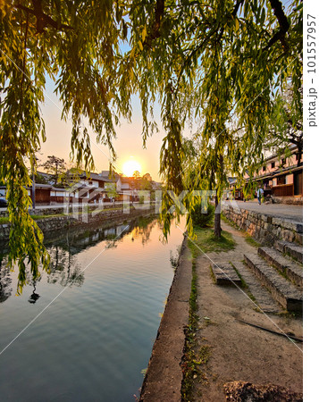 倉敷美観地区（夕景） 101557957