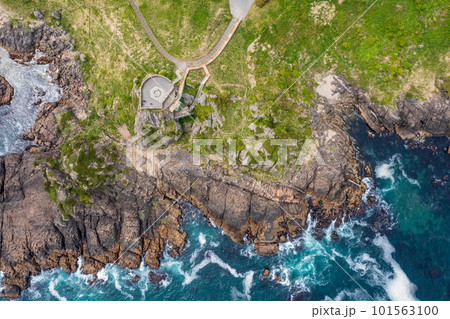 「青森県」ドローンで上空から葦毛崎展望台を望む・八戸市 「青森県」ドローンで上空から葦毛崎展望台を望む・八戸市 101563100