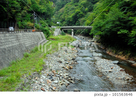 絶景の中津峡 101563646