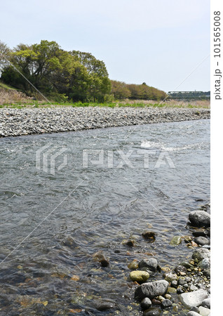 那珂川の風景【栃木県大田原市黒羽】 101565008