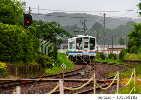 静岡県周智郡森町一宮　天竜浜名湖鉄道と沿線の風景 101568182