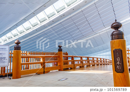 【東京の都市風景】羽田空港第3ターミナル（はねだ日本橋） 101569789